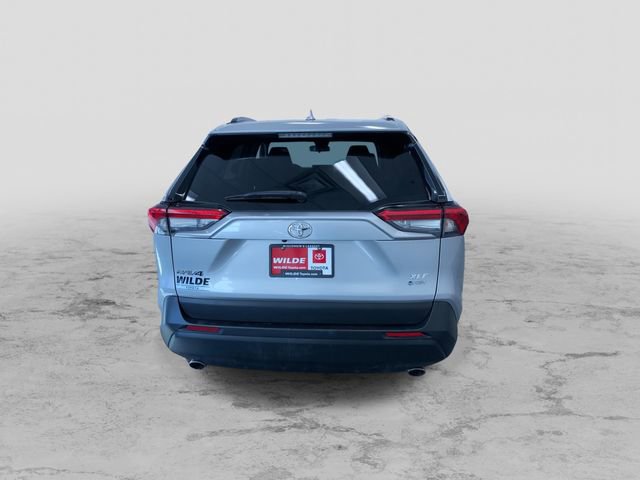 Used 2025 Toyota RAV4 XLE image 9