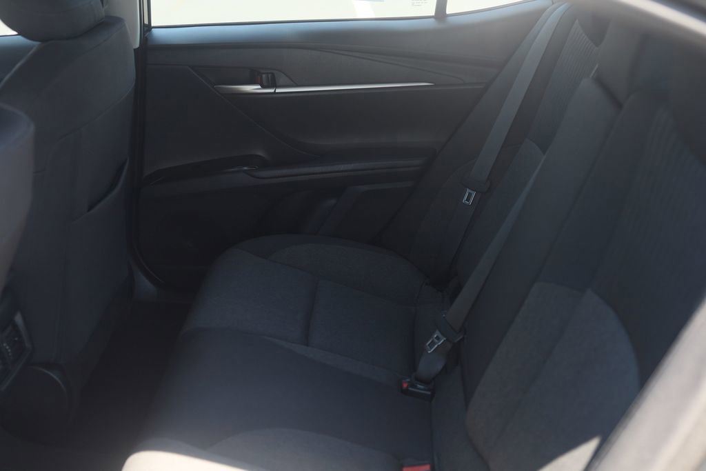 Used 2025 Toyota Camry LE FWD image 16