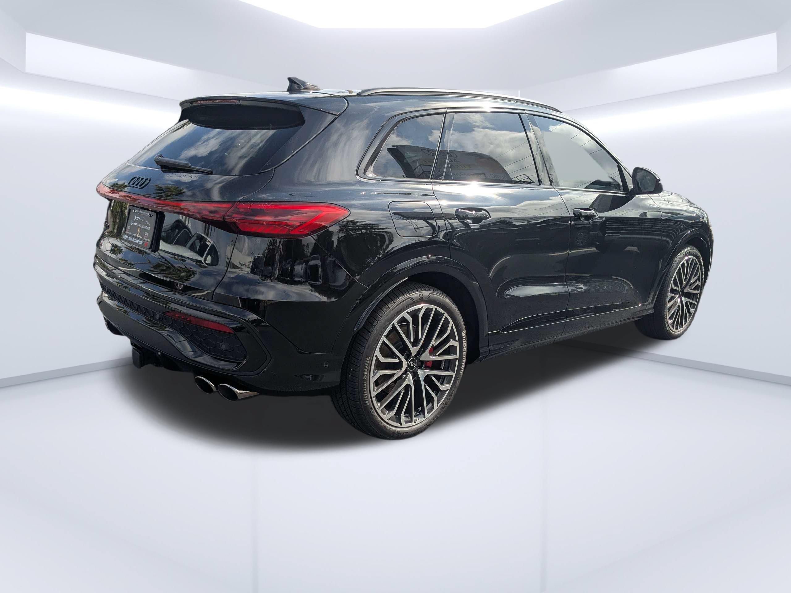 Certified 2025 Audi SQ5 Premium Plus w/ Premium Plus Package AWD/4WD image 4
