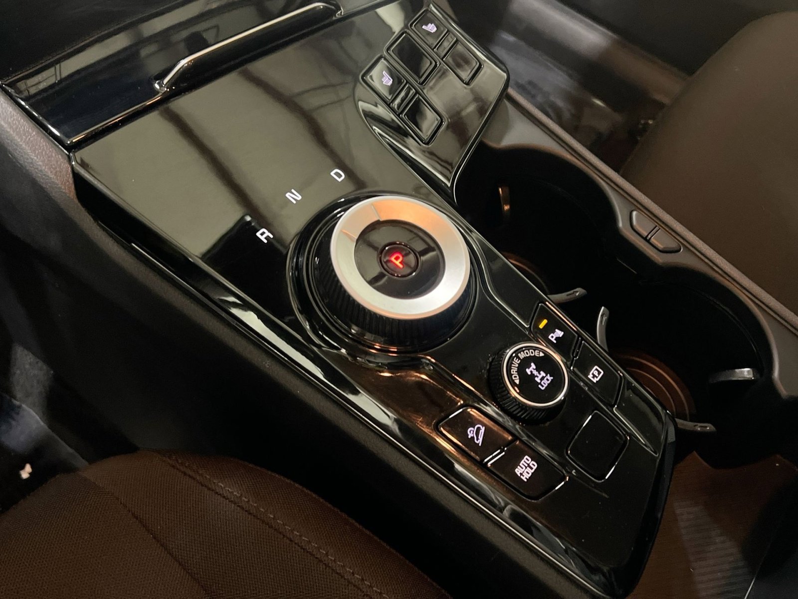 Used 2023 Kia Sportage LX image 19