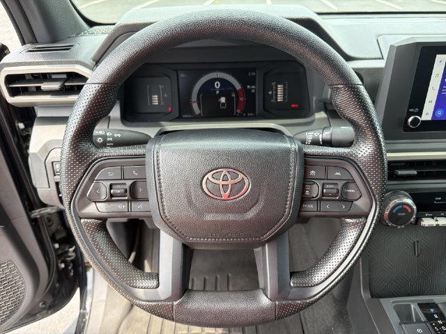 Used 2024 Toyota Tacoma SR AWD/4WD image 28