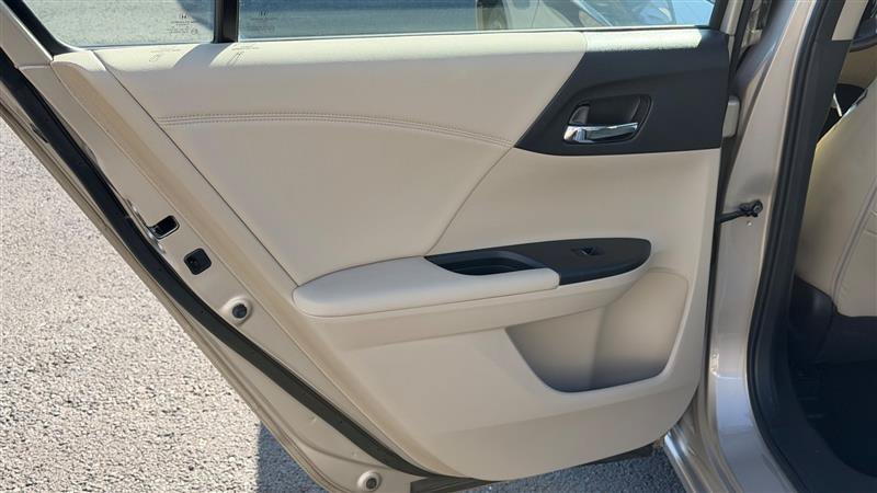 Used 2017 Honda Accord EX-L image 42