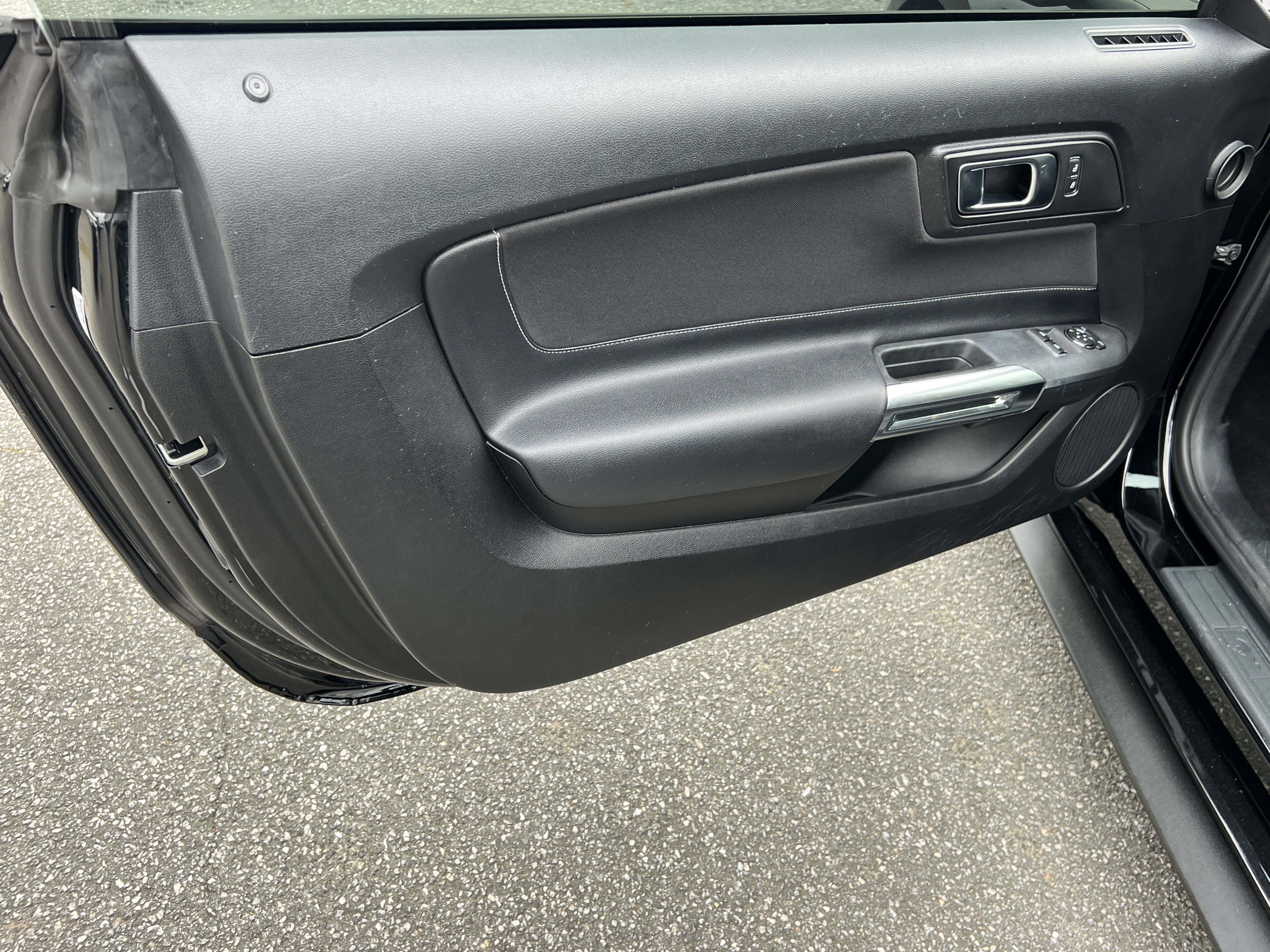 Used 2021 Ford Mustang Coupe w/ Black Accent Package image 10