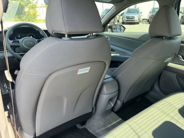 Certified 2025 Hyundai Elantra SEL FWD image 36