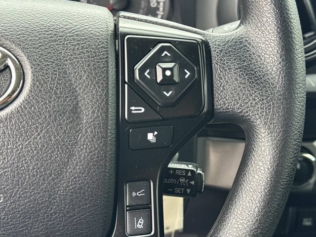 Used 2022 Toyota Tacoma SR AWD/4WD image 10