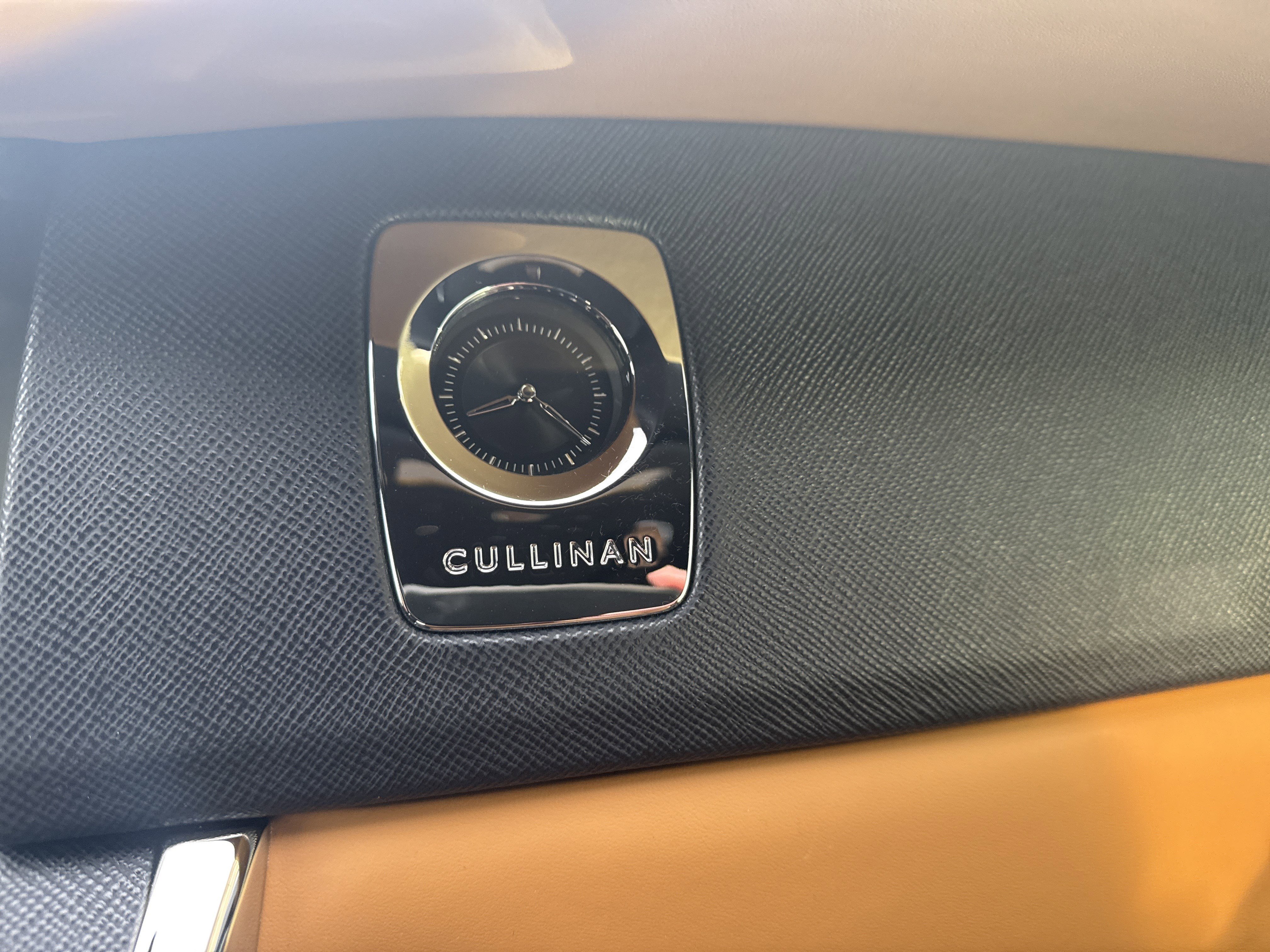 Certified 2024 Rolls-Royce Cullinan image 36