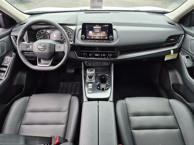 Used 2026 Nissan Rogue Dark Armor FWD image 27