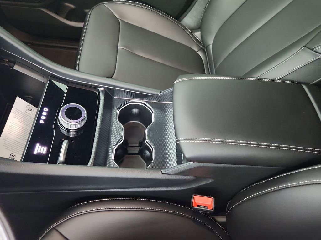 New 2025 Jeep Grand Cherokee L Limited w/ Black Appearance Package image 30