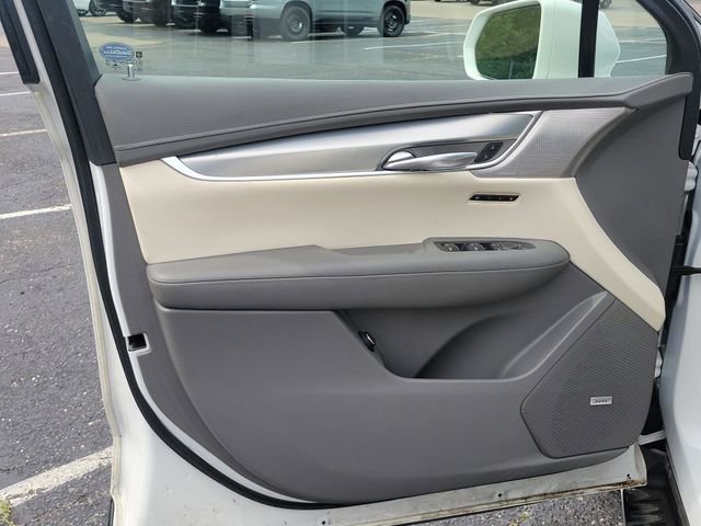 Used 2020 Cadillac XT5 Premium Luxury AWD/4WD image 19