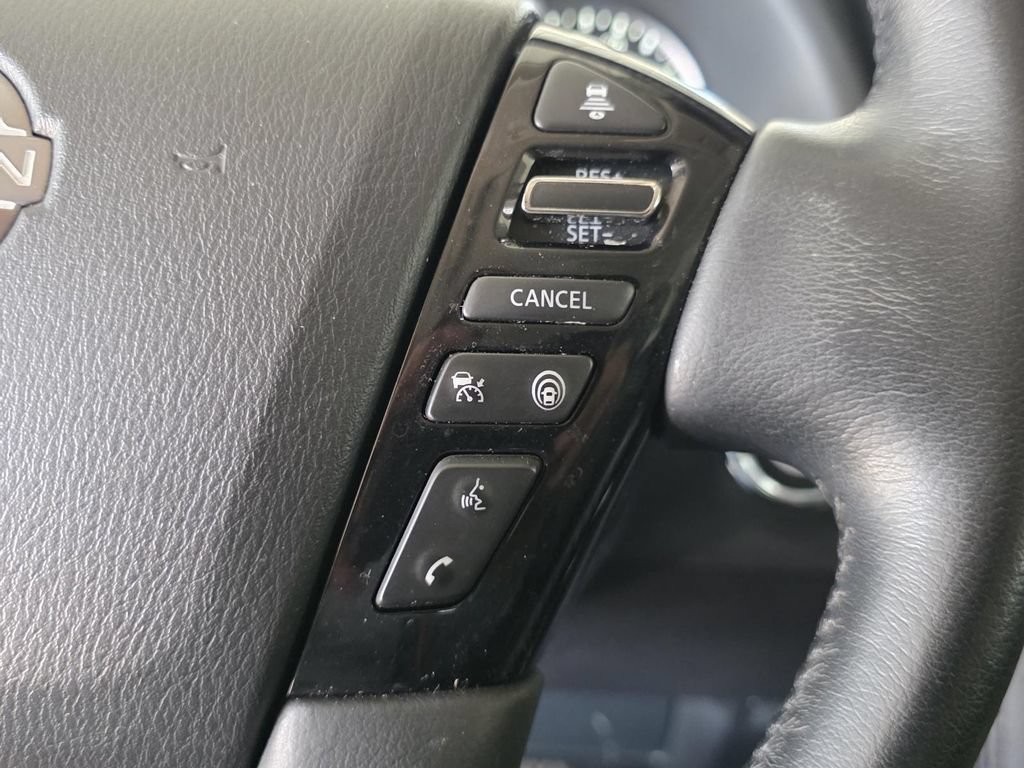 Used 2024 Nissan Armada SL w/ Captain's Chairs Package AWD/4WD image 36