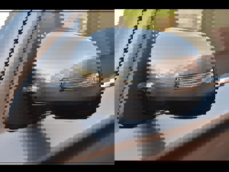 Used 2017 Mitsubishi Outlander SEL image 48