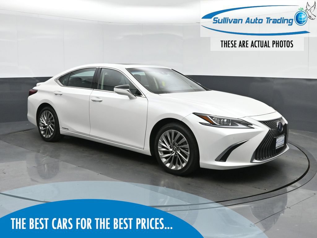 Used 2020 Lexus ES 300h w/ Accessory Package