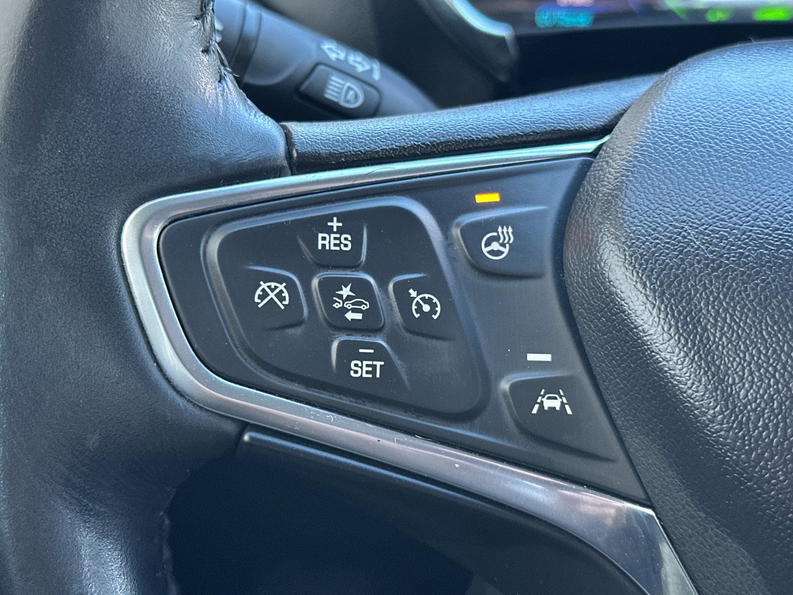 Used 2017 Chevrolet Volt Premier w/ Driver Confidence II Package image 29