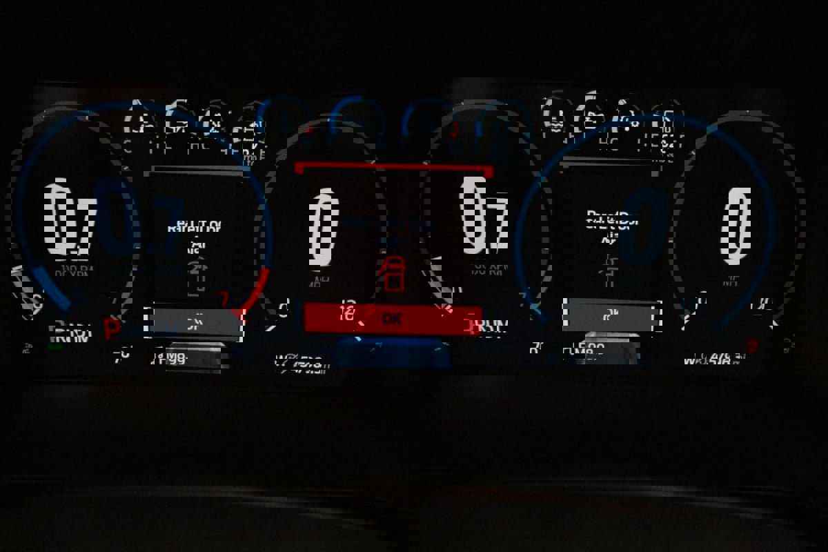 Used 2023 Ford F150 Lariat w/ FX4 Off-Road Package image 18