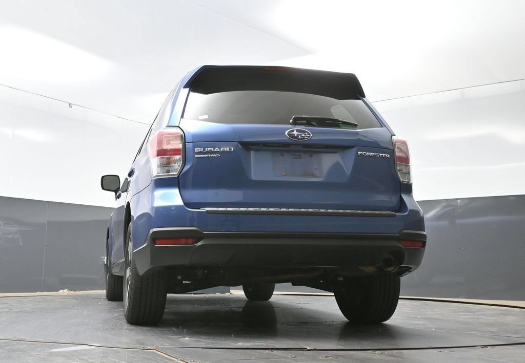 Used 2018 Subaru Forester 2.5i Premium w/ All-Weather Package AWD/4WD image 32