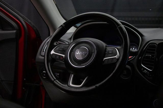 Used 2020 Jeep Compass Altitude image 14