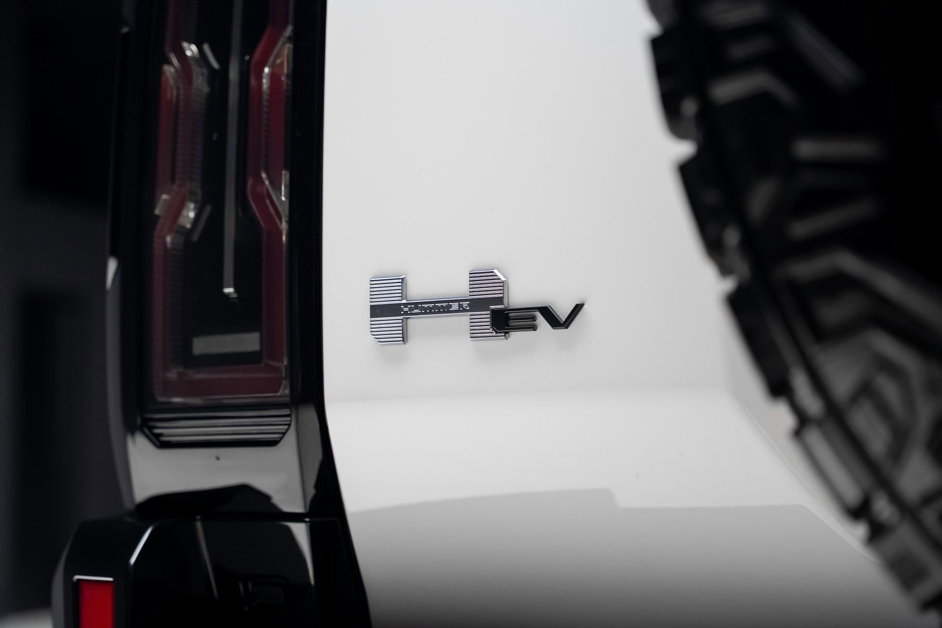 Used 2024 GMC Hummer EV 2X w/ Extreme Off-Road Package image 33