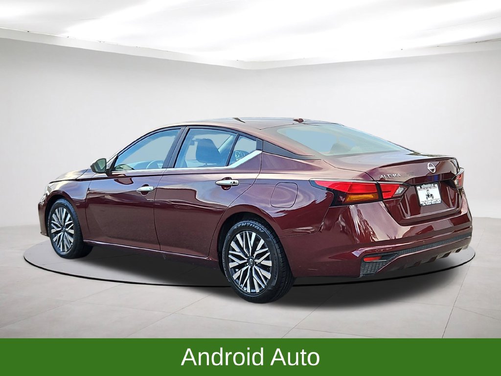 Used 2025 Nissan Altima 2.5 SV FWD image 5