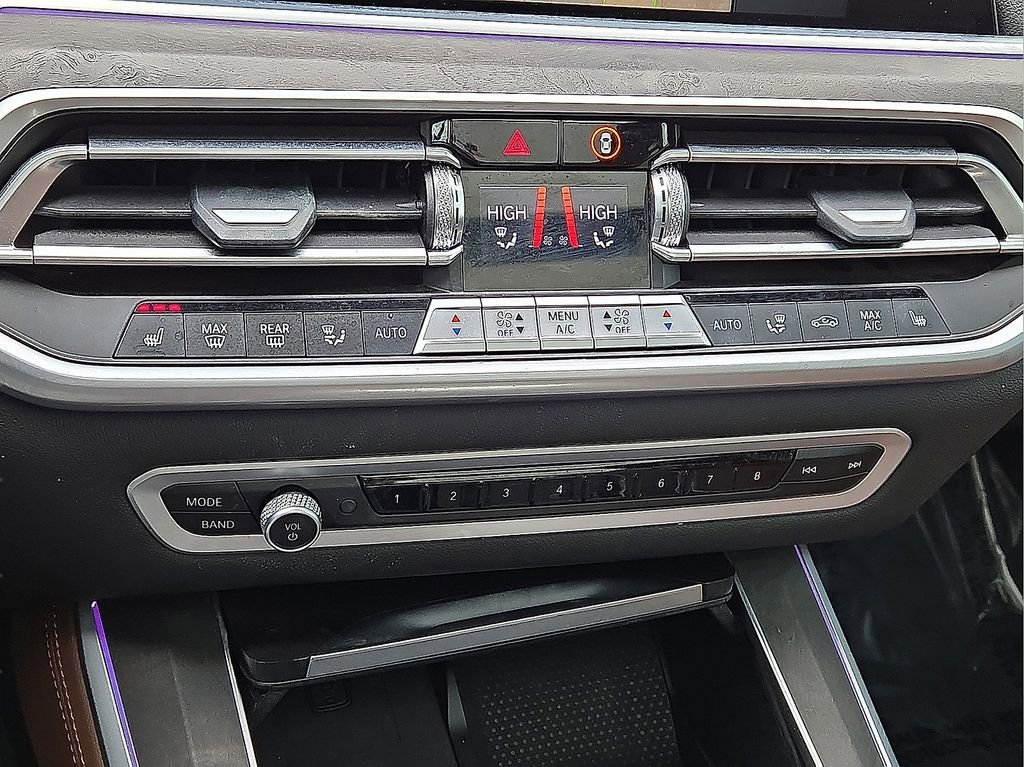 Used 2023 BMW X5 xDrive40i w/ M Sport Package image 29