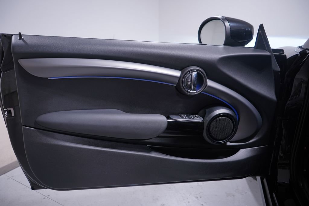 Used 2023 MINI Cooper S image 13