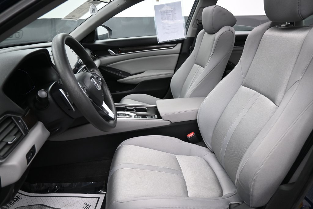 Used 2018 Honda Accord EX image 24