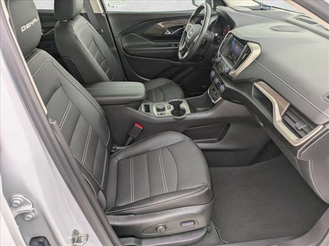 Used 2022 GMC Terrain Denali w/ LPO, Cargo Package image 21