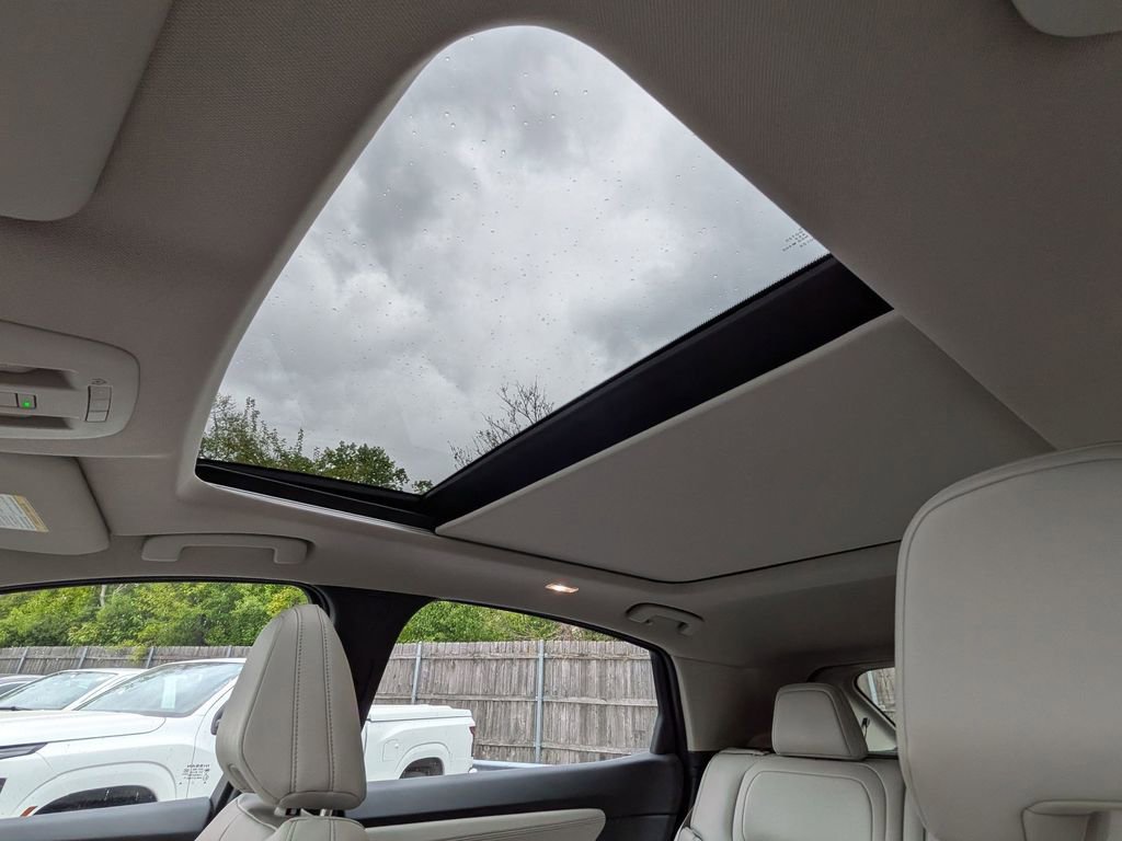 Used 2023 Nissan Ariya FWD image 12