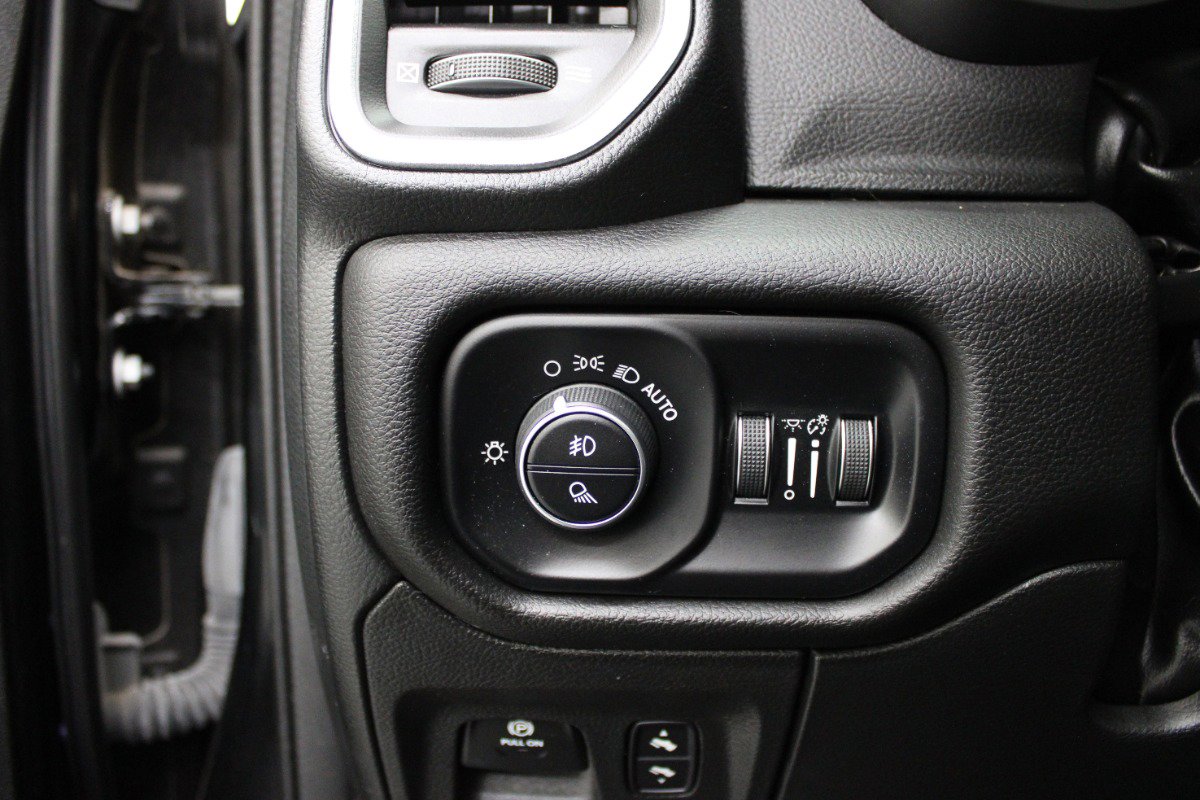 Used 2023 RAM 1500 Laramie image 20