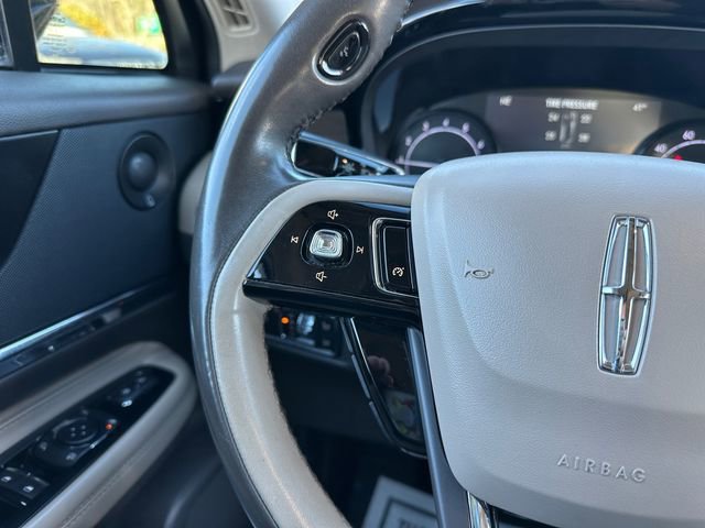 Used 2020 Lincoln Corsair Reserve image 23