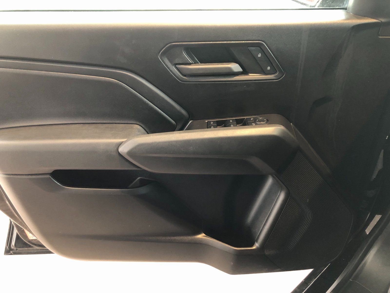 Certified 2024 Chevrolet Colorado W/T w/ WT Convenience Package II image 33