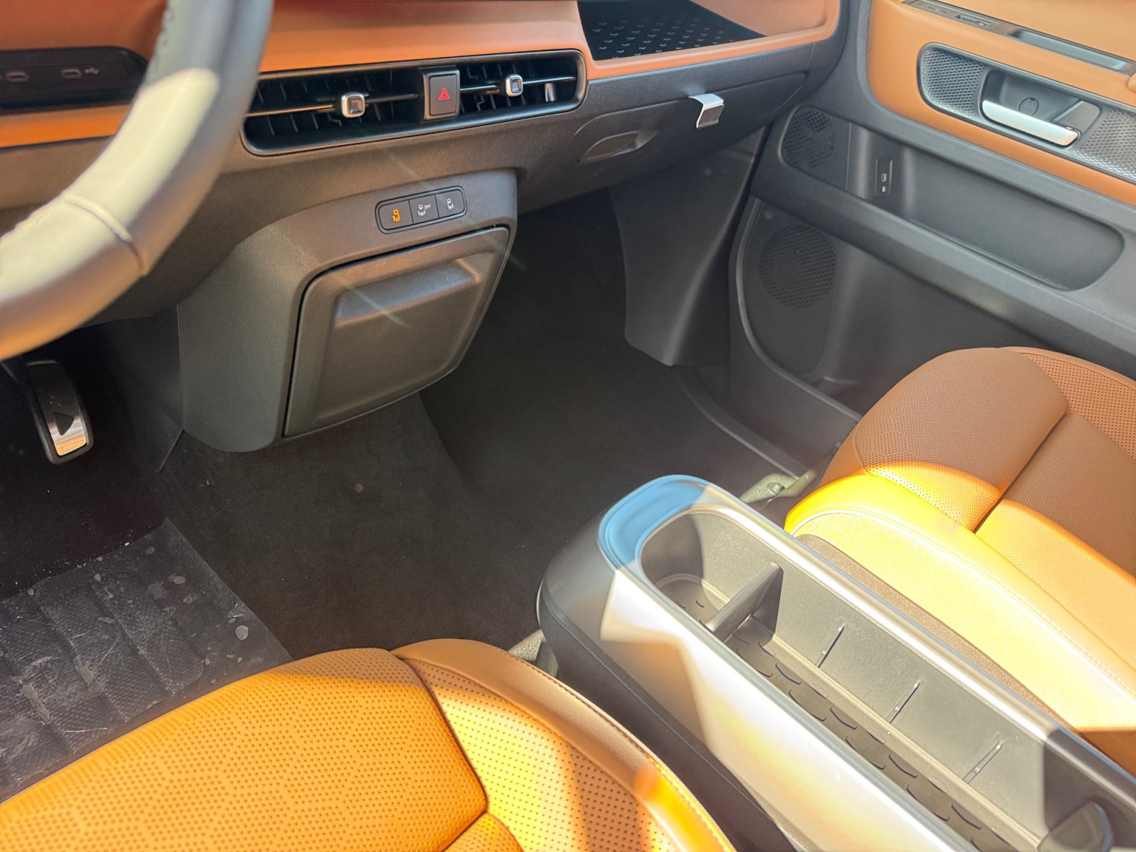 New 2025 Volkswagen ID. Buzz Pro S RWD image 13