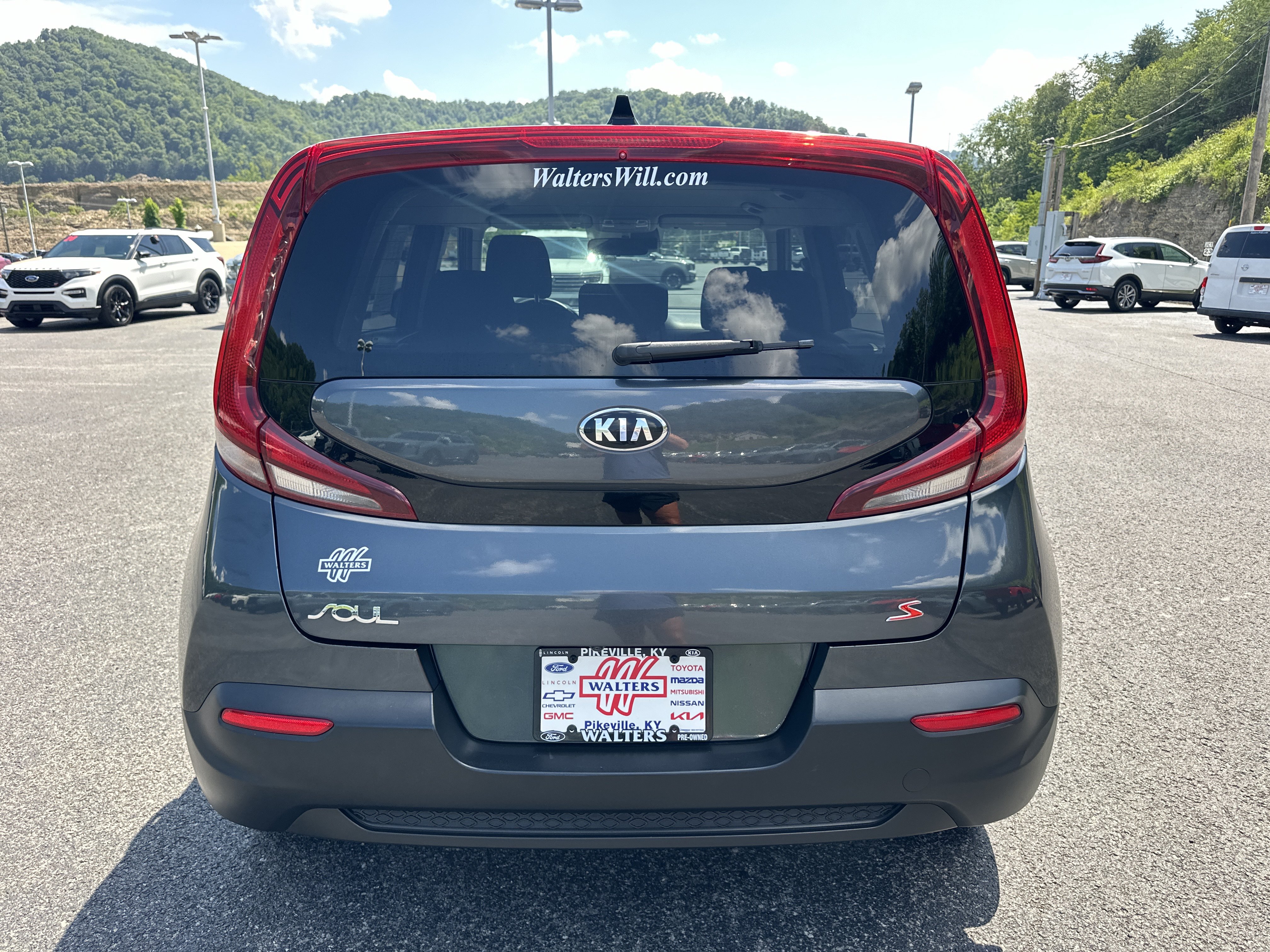 Used 2021 Kia Soul S FWD image 3