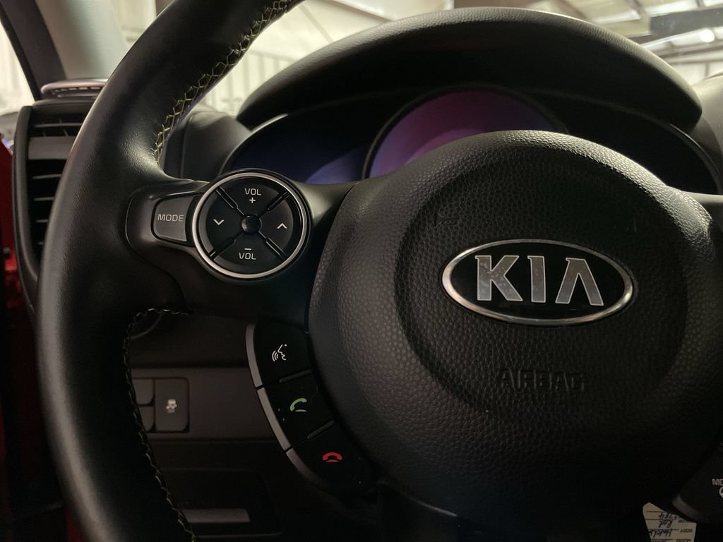Used 2016 Kia Soul + w/ Designer's Package FWD image 30