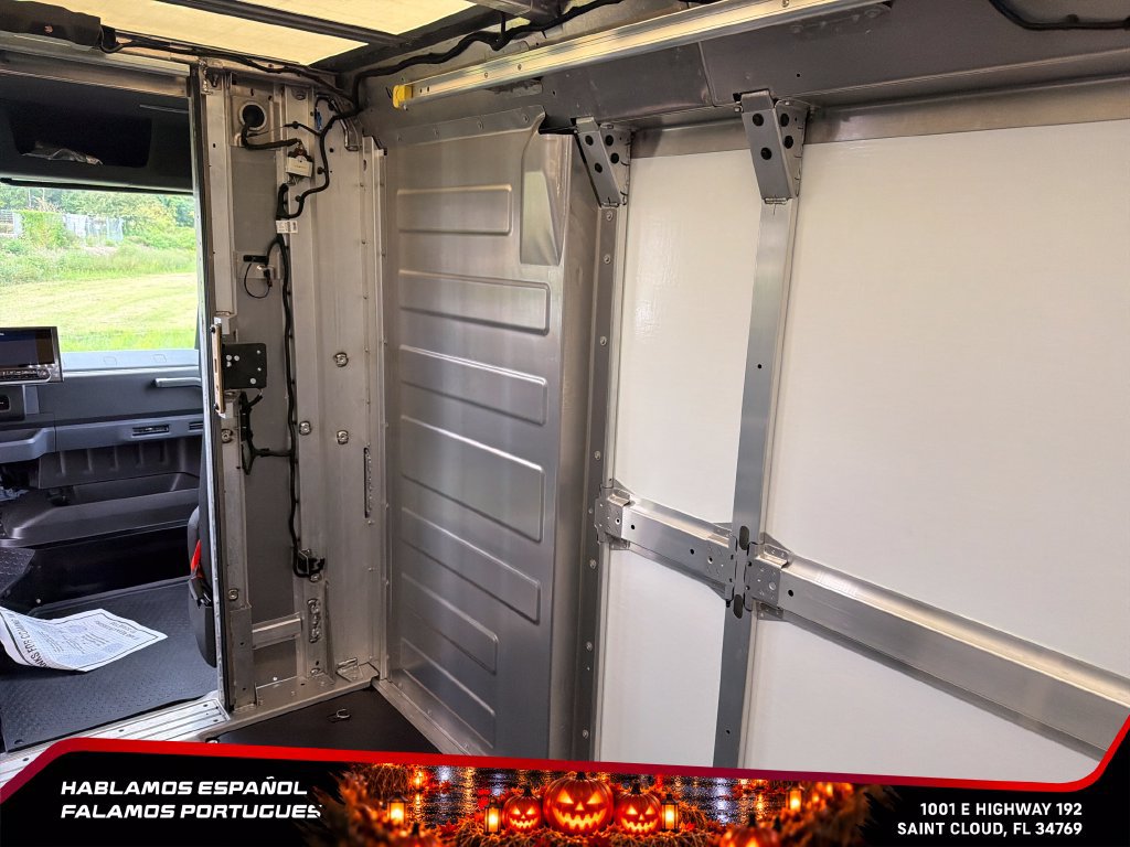 Used 2024 Chevrolet Brightdrop 400 w/ Commercial Equipment Package AWD/4WD image 26
