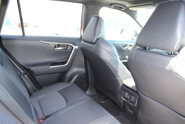 Used 2024 Toyota RAV4 XSE w/ Weather Package AWD/4WD image 7