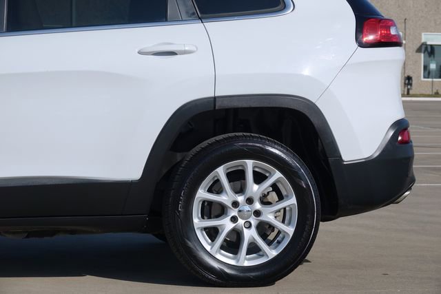 Used 2015 Jeep Cherokee Latitude image 29