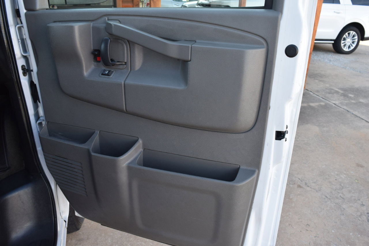 Used 2016 Chevrolet Express 2500 LS image 9