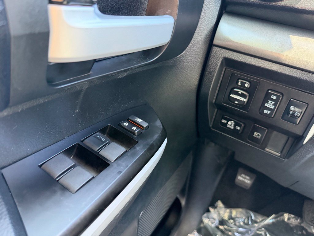 Used 2019 Toyota Tundra SR5 AWD/4WD image 19