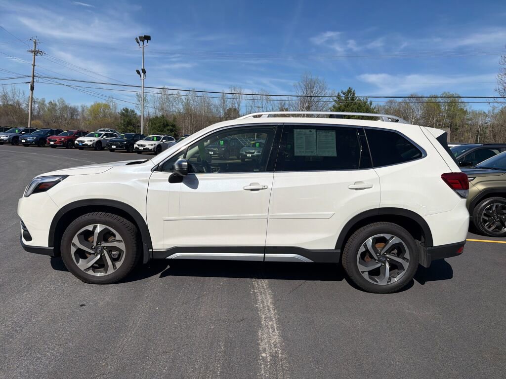 Certified 2023 Subaru Forester Touring AWD/4WD image 2