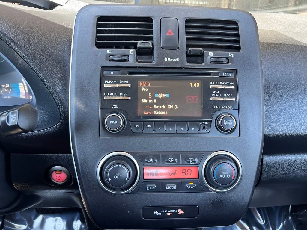 Used 2014 Nissan Leaf S FWD image 21