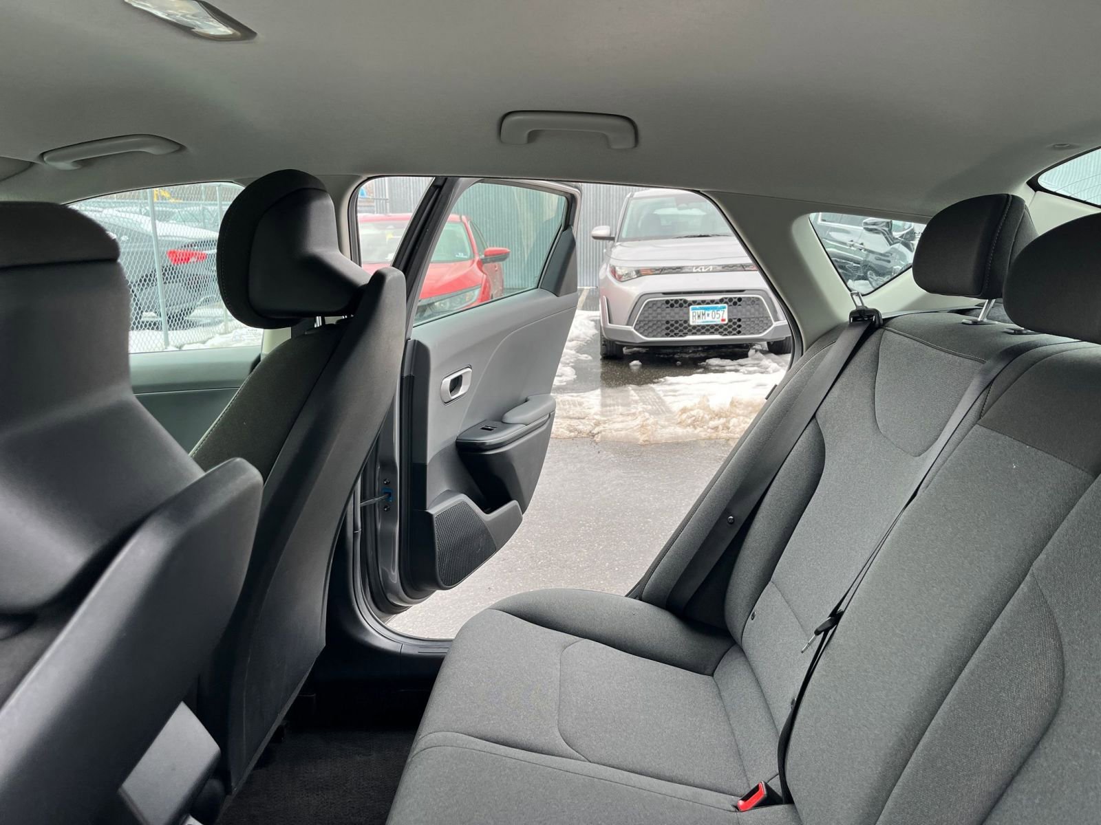Used 2025 Kia K4 FWD image 39