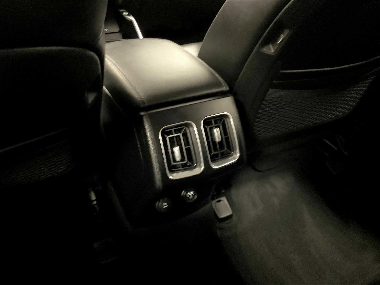 Used 2022 Kia Sorento S image 27