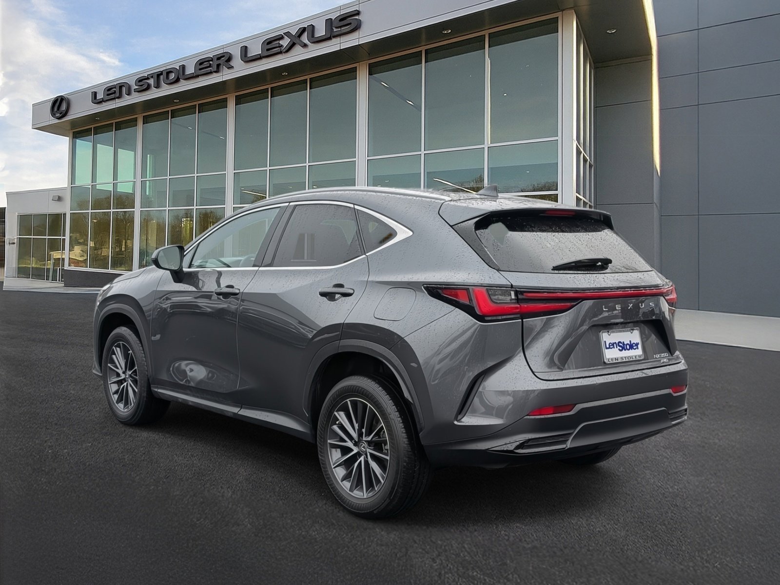 Used 2023 Lexus NX 350 AWD image 5