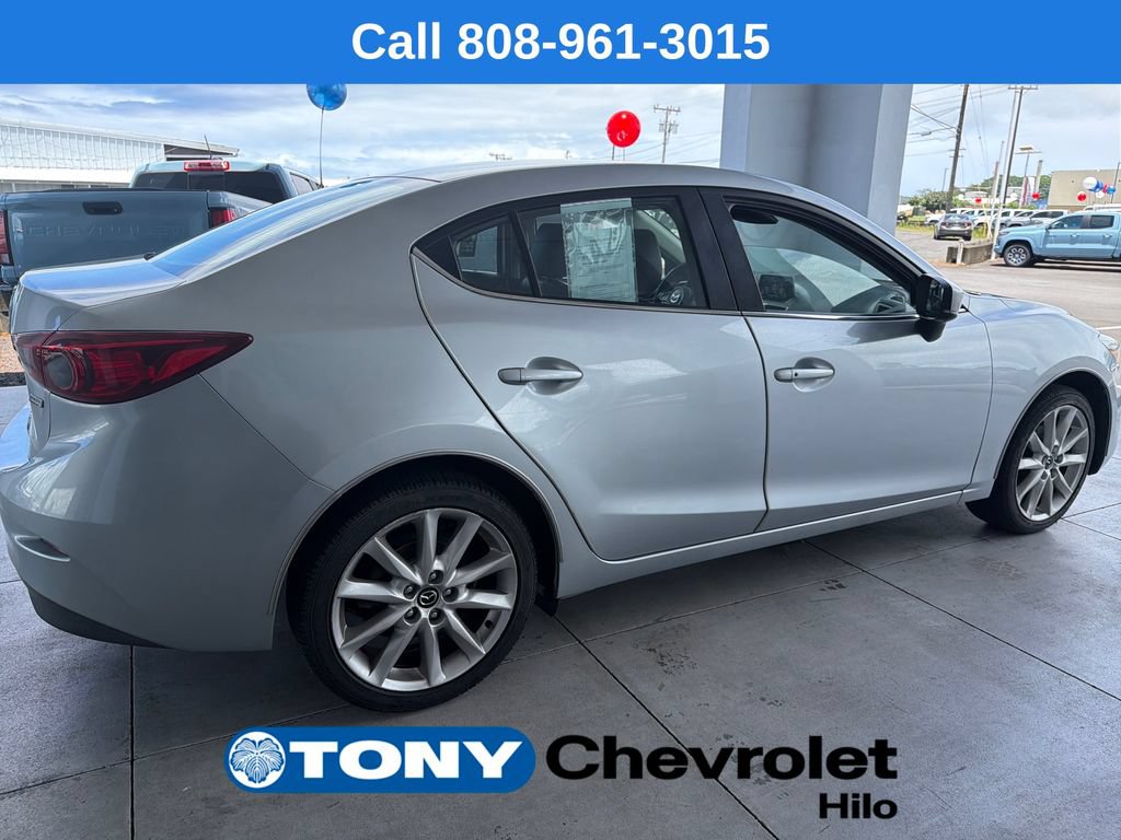 Used 2017 MAZDA MAZDA3 Touring FWD image 5