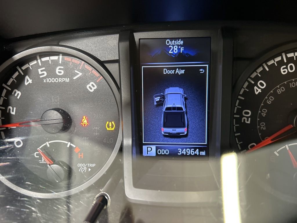 Used 2019 Toyota Tacoma SR w/ SR Convenience Package image 24