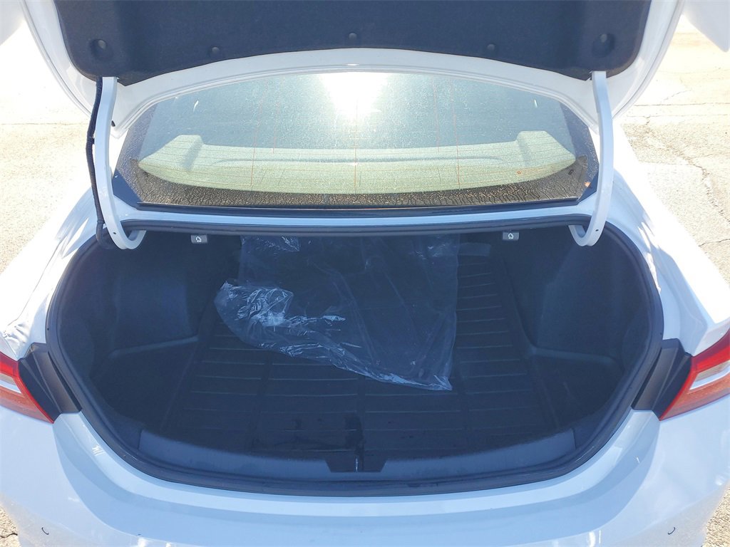 Used 2024 Chevrolet Malibu RS image 8