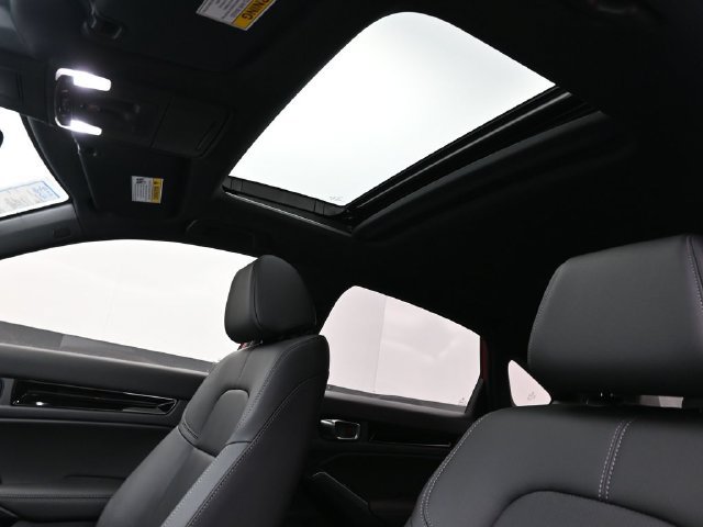 Used 2025 Honda Civic Sport image 17