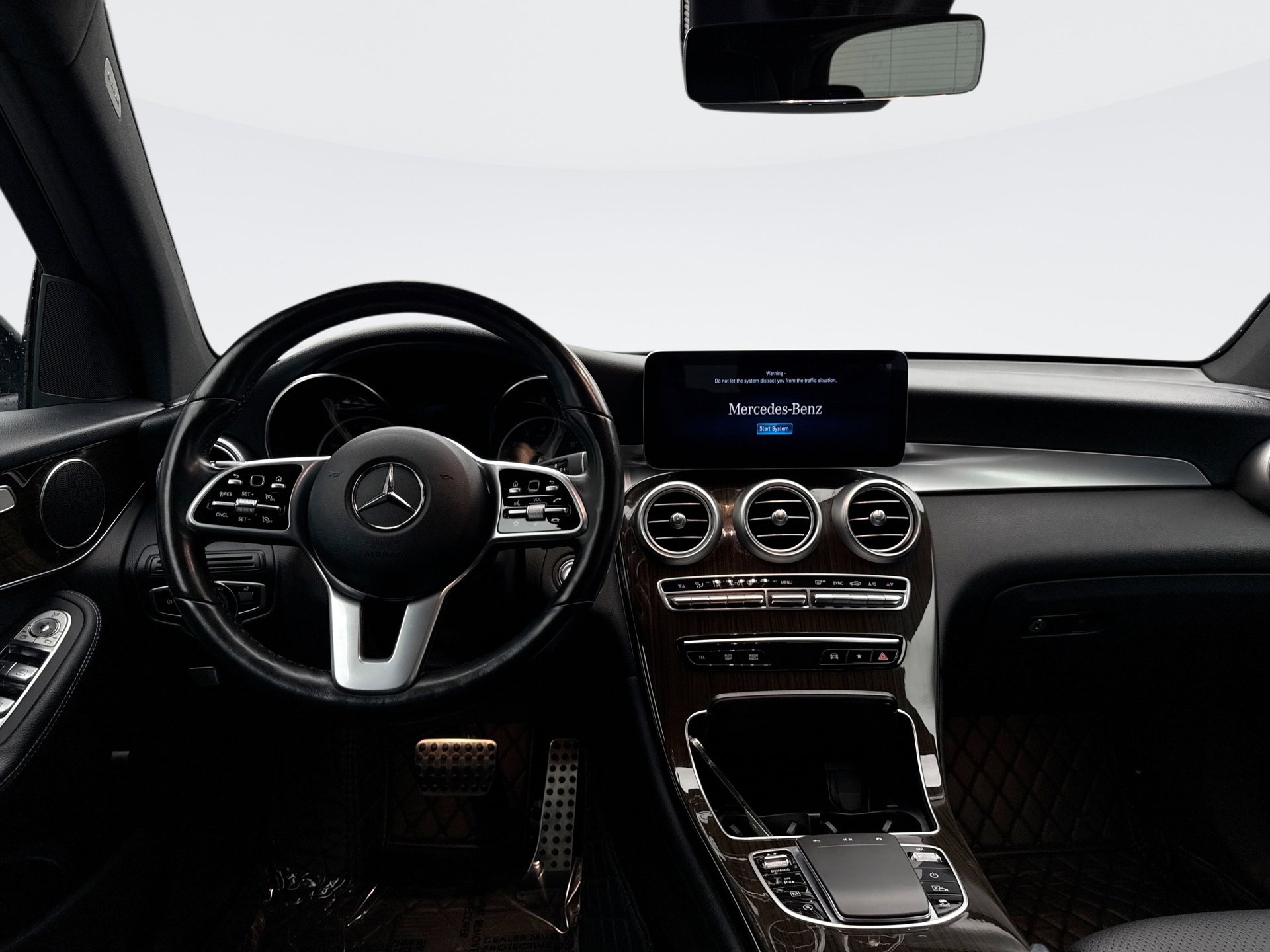 Used 2022 Mercedes-Benz GLC 300 4MATIC image 12