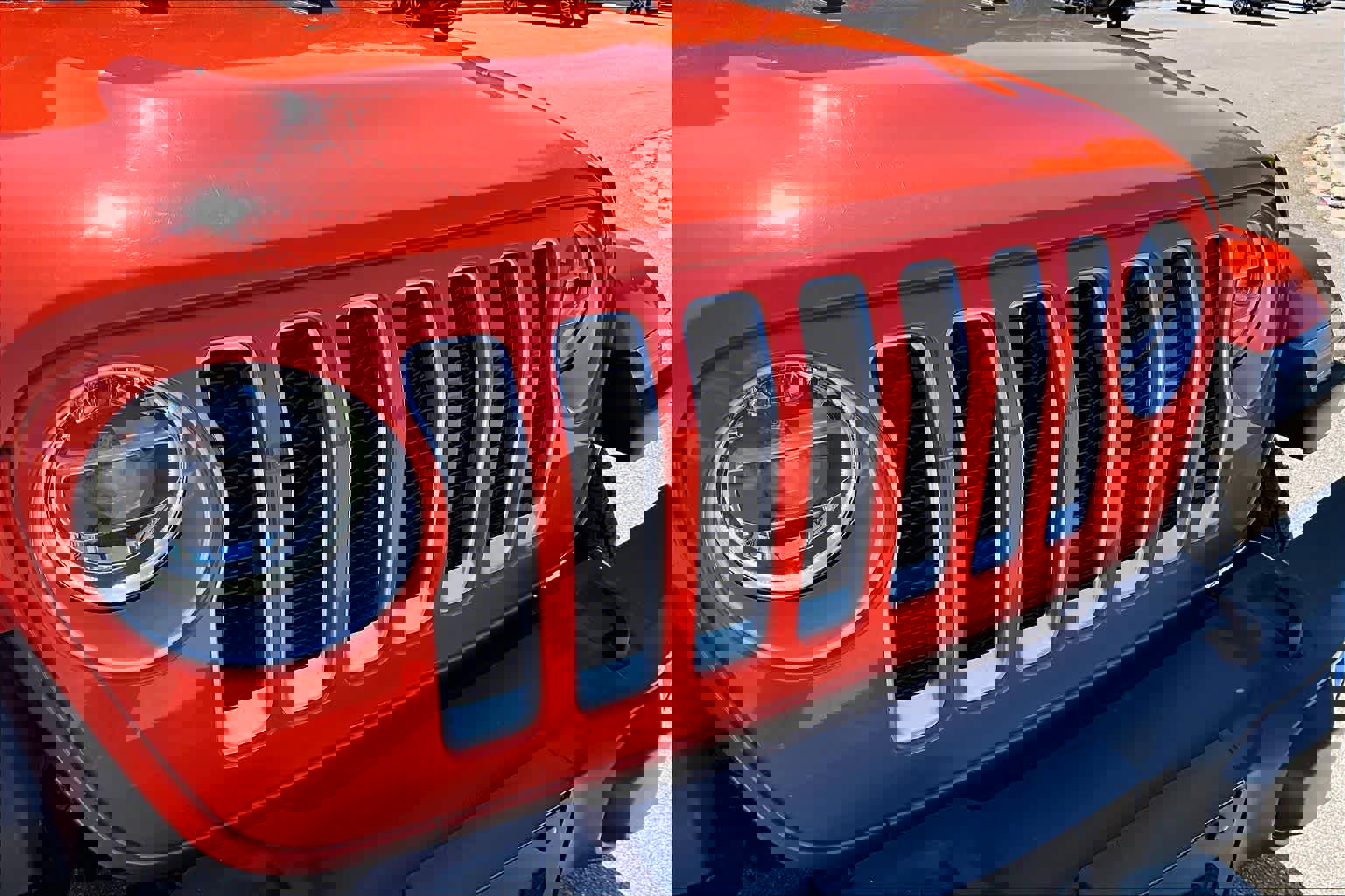 Used 2020 Jeep Wrangler Unlimited Sahara image 32