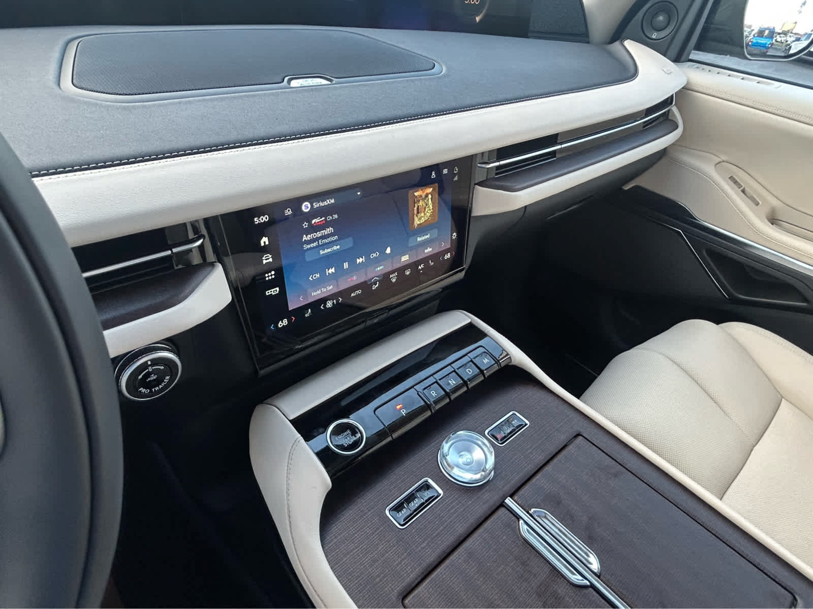 New 2027 Lincoln Navigator L Reserve w/ Jet Appearance Package AWD/4WD image 55